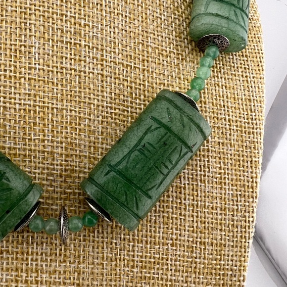 Vintage Chunky green Aventurine healing necklace. Anti-anxiety and Chakra vibes - Picture 6 of 7